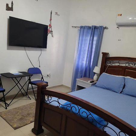 Sky Blue Residence Lower Prince's Quarter Екстериор снимка